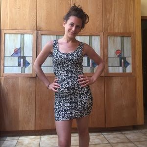 Small Black and White Bodycon Dress Forever 21